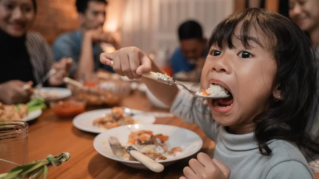 makan enak